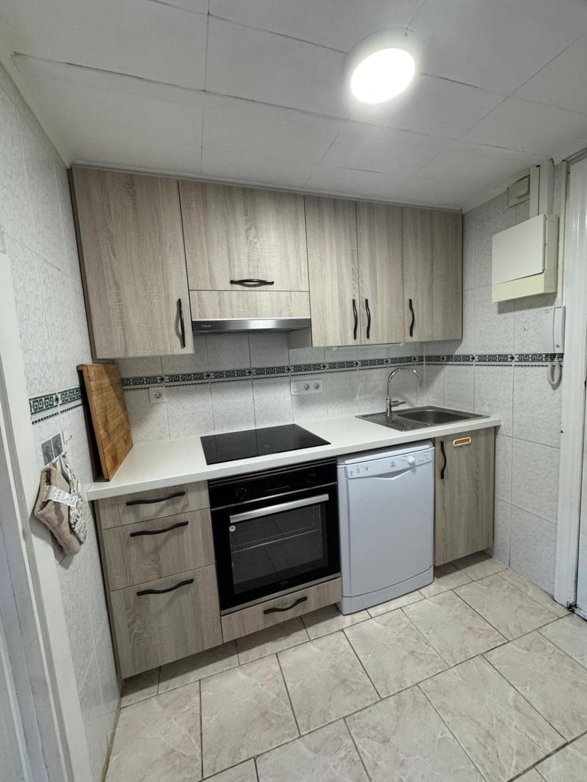 Appartement Premiere Ligne De Mer Avec Piscine Roses Eksteriør billede